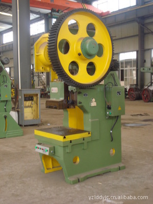 现货批量供应上海二锻扬州基地产J23-16t普通冲床(扬州力达)图片,现货批量供应上海二锻扬州基地产J23-16t普通冲床(扬州力达)图片大全,扬州市力达锻压机床-8-