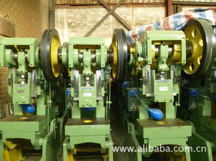 探索瑞安市华荣锻压机床厂 从J21到J31，精选冲床设备全解析